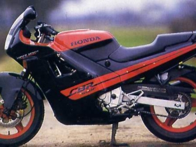 Honda CBR600F photo